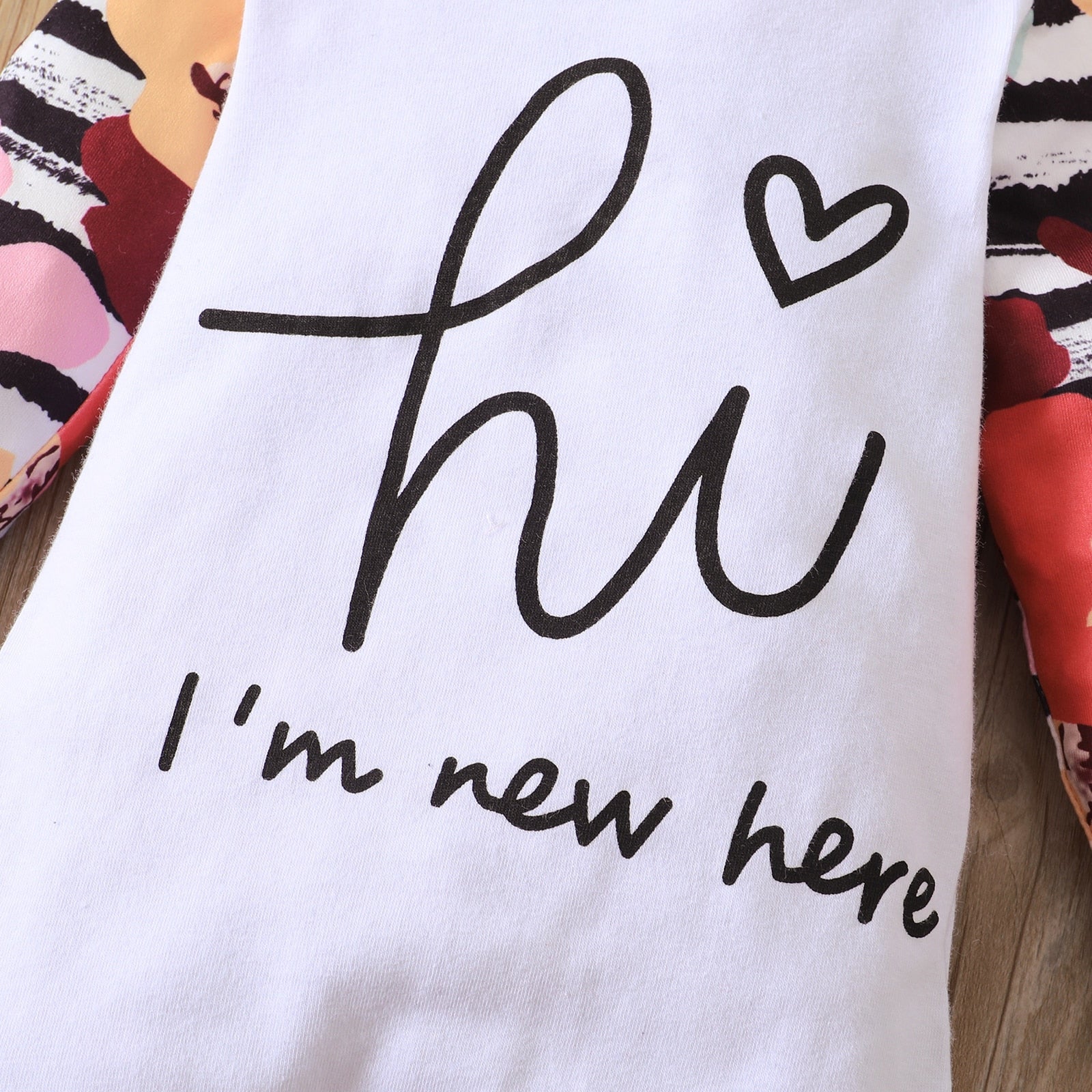 Macacão Infantil Feminino com Touca e Laço